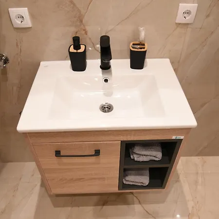 L&l Apartman-besplatan Parking, Wifi, Centar * Smederevska Palanka