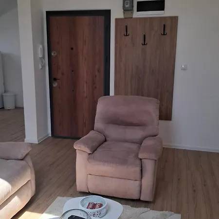 L&l Apartman-besplatan Parking, Wifi, Centar * Smederevska Palanka